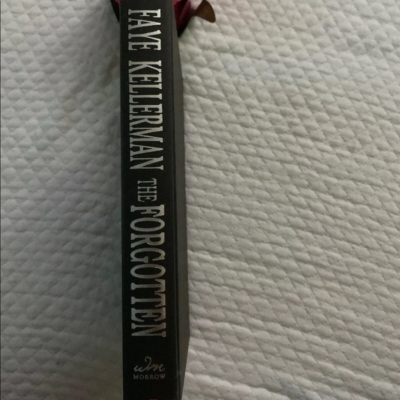 The Forgotten: Faye Kellerman Rare 2001 - Picture 2 of 3